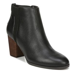 Dr. Scholl’s All Yours Black Leather Bootie size 6